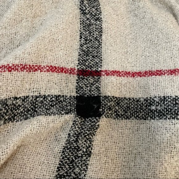 Hayden Los Angeles Plaid Cowl Neck Poncho huge cozy shawl - Picture 3 of 5